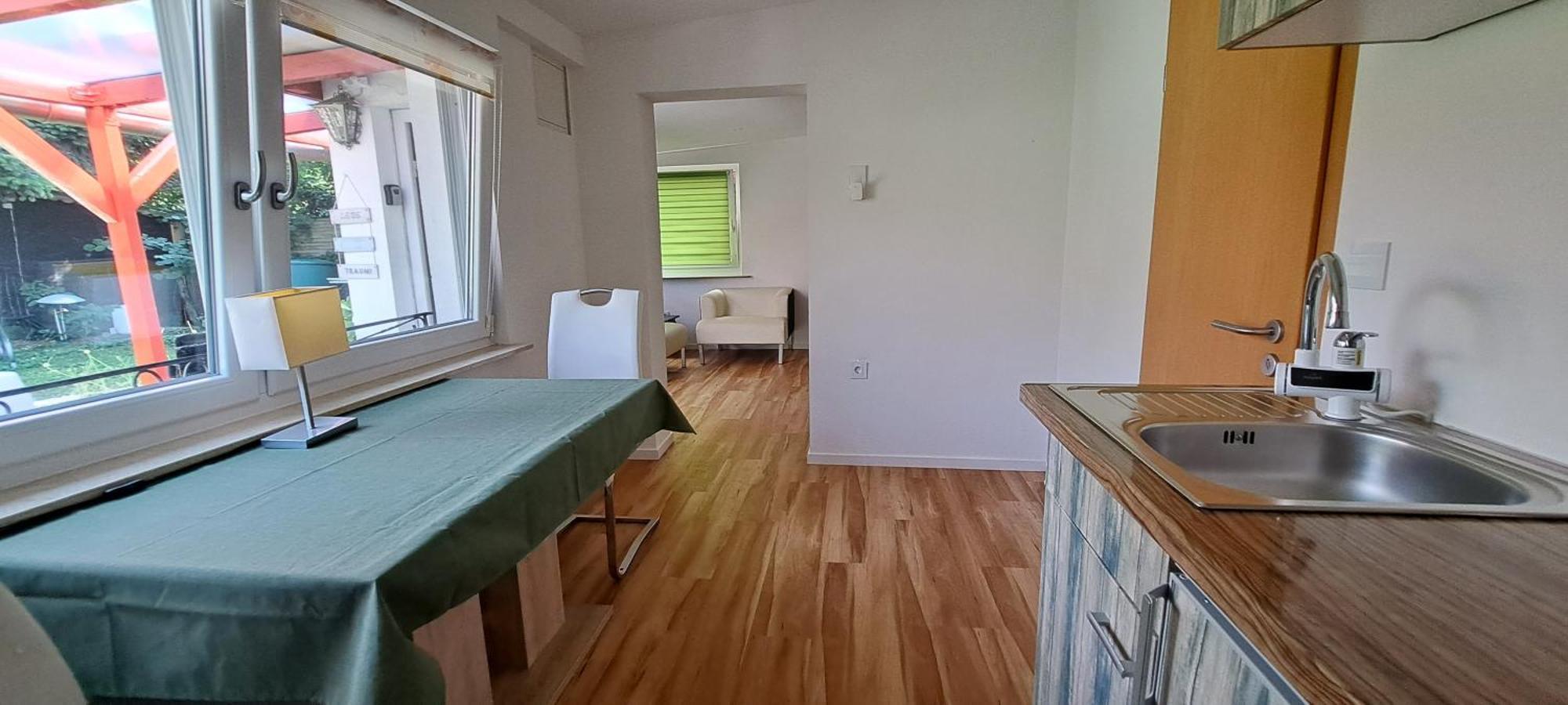 Bungalow An Der Tanne Mit Ueberdachter Terrasse Dusseldorf Luaran gambar